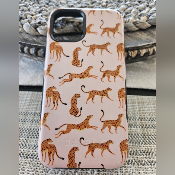 CASELY Phone Case - Picture 1 of 4